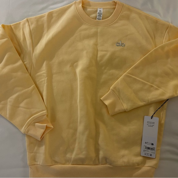 Women’s BRAND NEW ALO YOGA Accolade Crewneck Sz SMALL - Picture 2 of 5